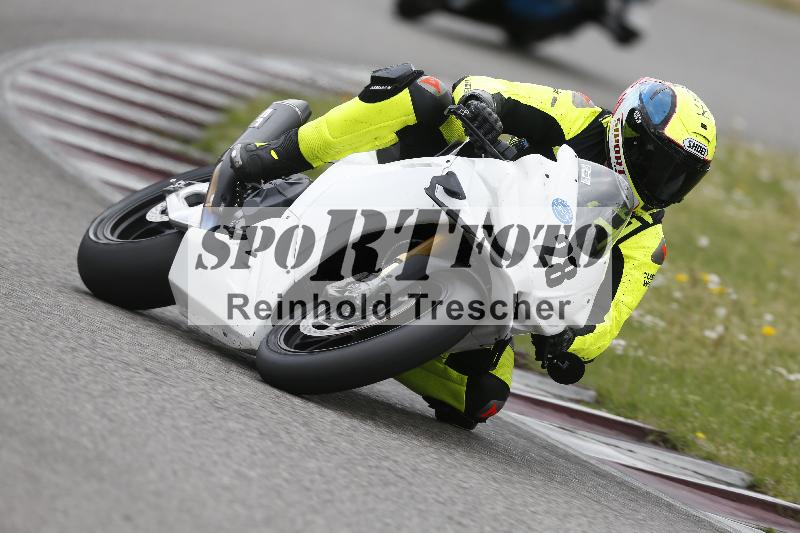 /09 19.04.2026  Caremotion get faster ADR/Gruppe gelb/28